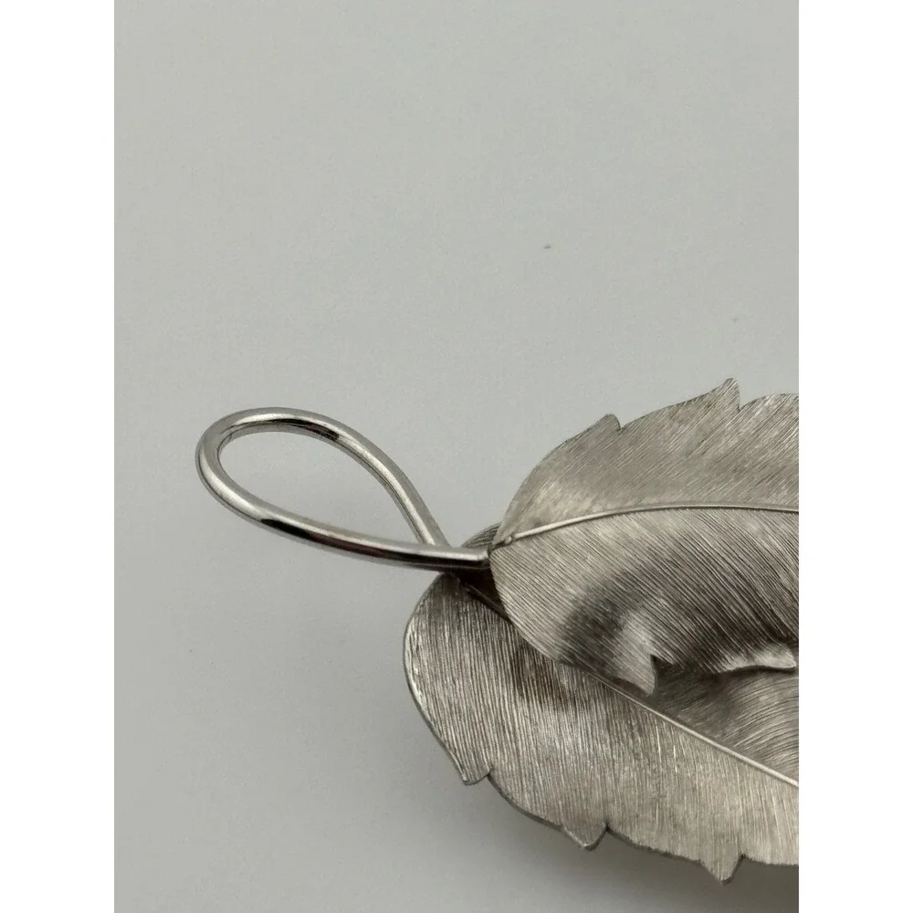 Vintage‎ Krementz Brooch Silver Tone Leaf Pin